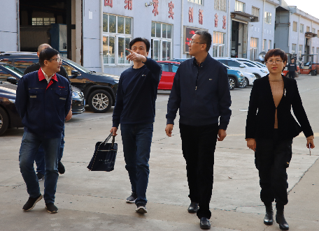 熱烈歡迎奉城鎮黨委領導，經濟園區總經理蒞臨百強視察
